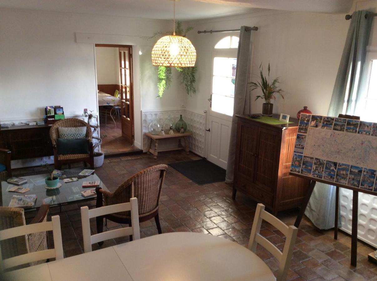 Le Clos Mony Bed & Breakfast